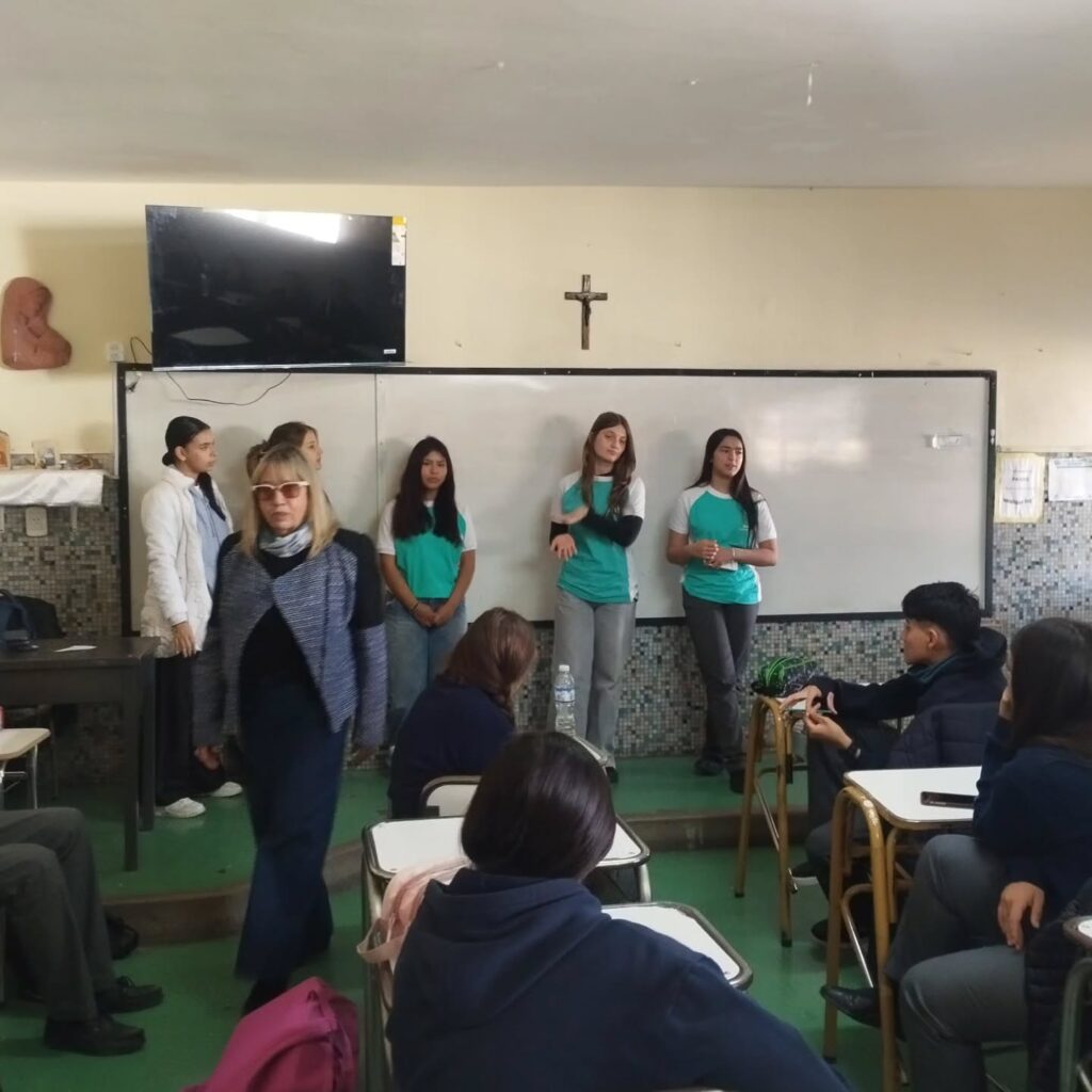 Instagram post from ciamariatgto. This post is in position 2.